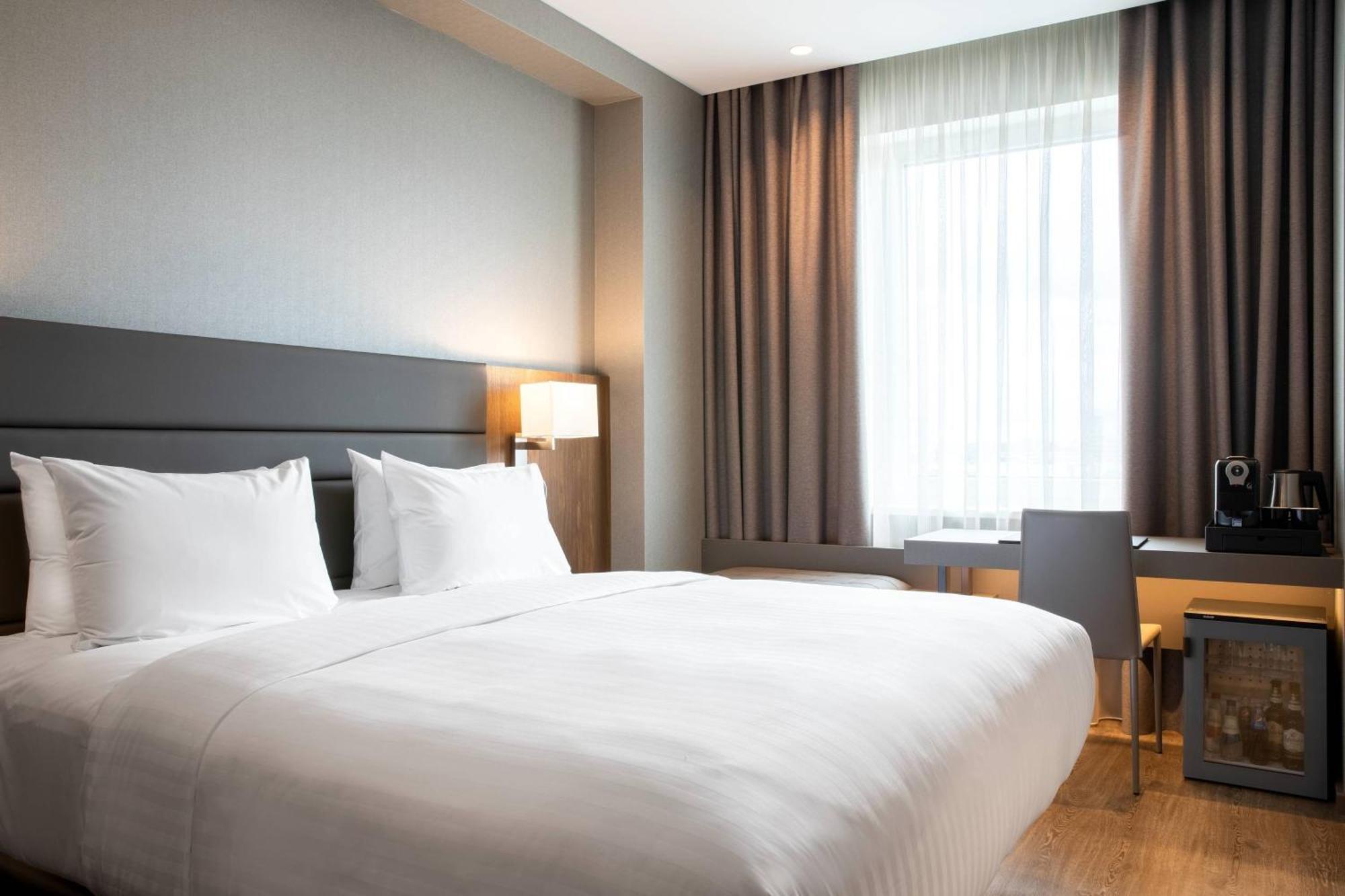 Ac Hotel By Marriott Riga Exterior photo