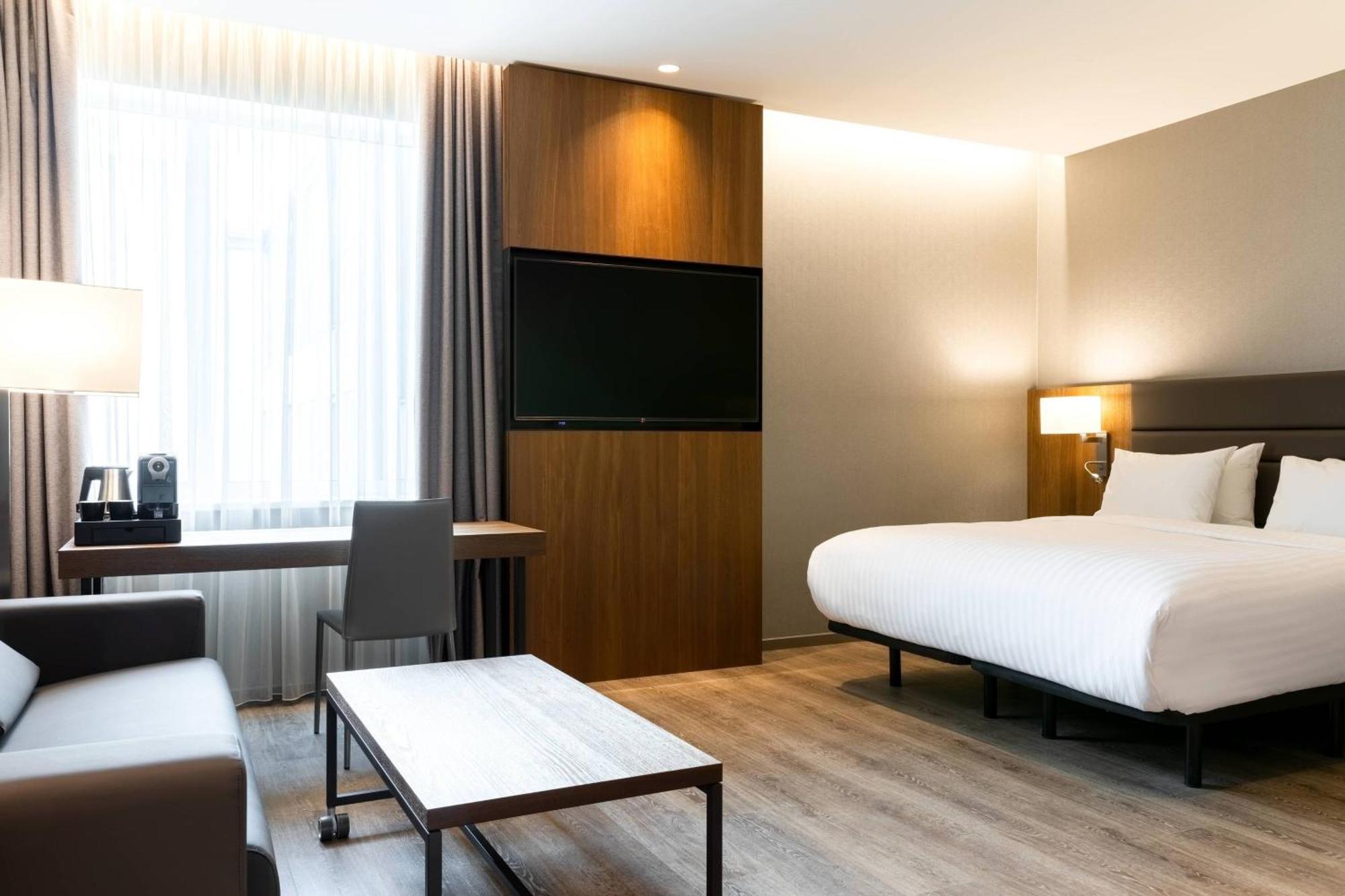 Ac Hotel By Marriott Riga Exterior photo